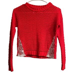 T/O Girls Crochet And Lace Detail Girls Long Sleeve Sweater Size M(10/12)